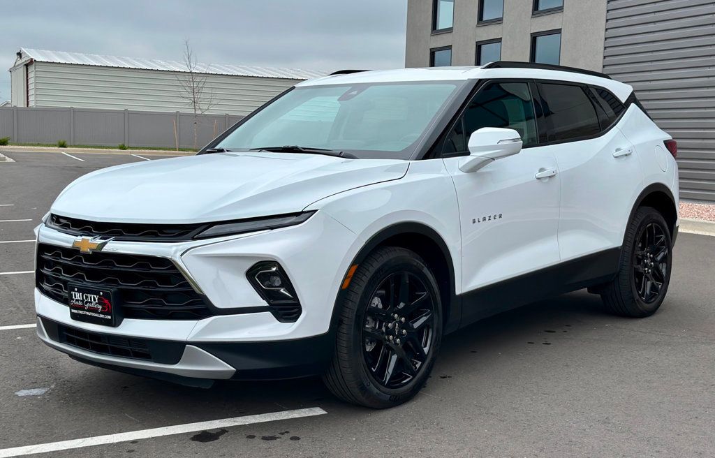2023 Chevrolet Blazer 3LT photo 3