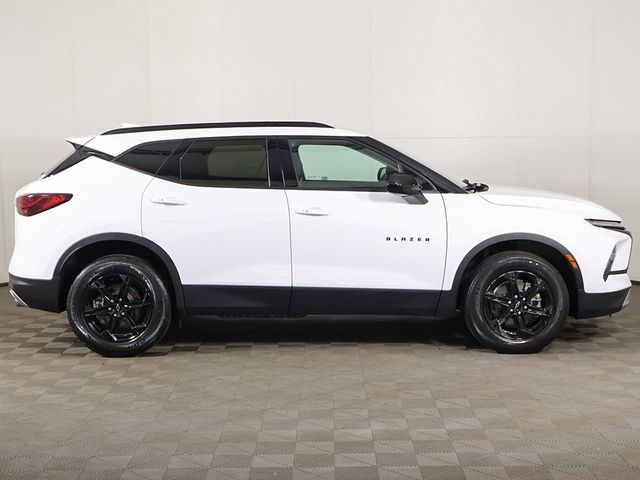 2023 Chevrolet Blazer FWD 4dr LT w/2LT - 23045614 - 18