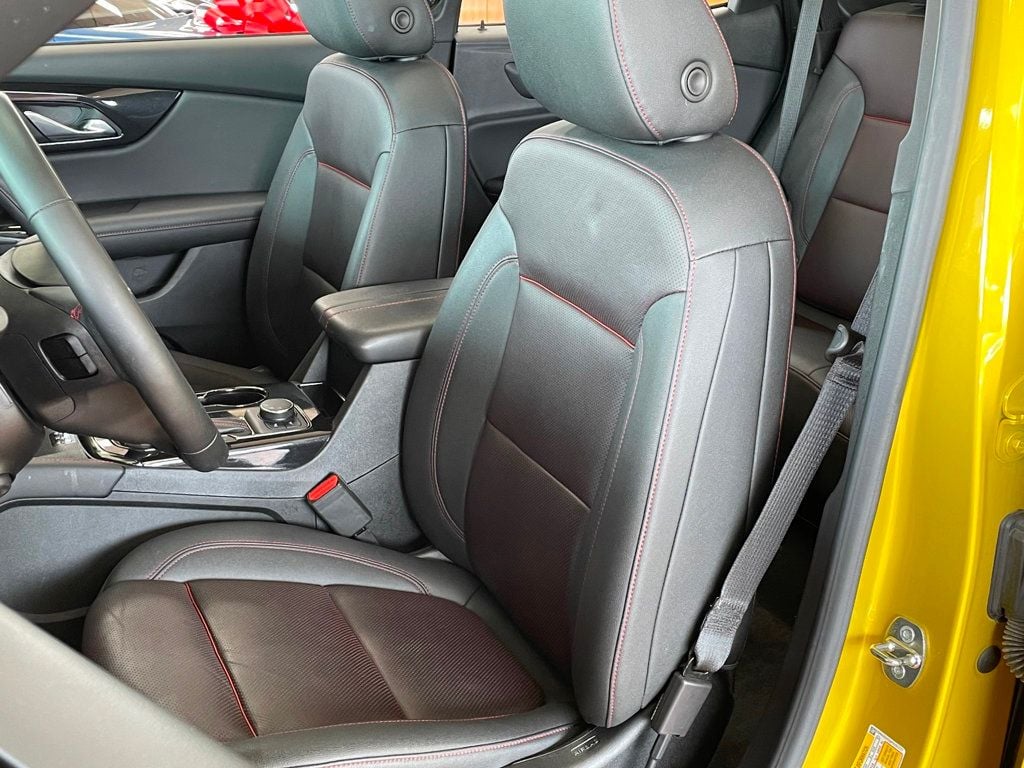 2023 Chevrolet Blazer FWD 4dr RS - 23023219 - 12