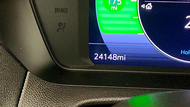 2023 Chevrolet Bolt EUV 4dr LT w/ Comfort & Driver Confidence Packages - 23004660 - 14