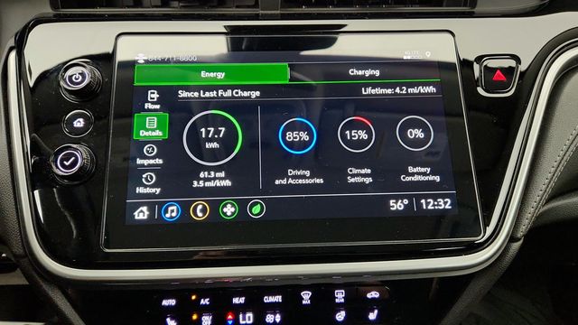 2023 Chevrolet Bolt EUV 4dr LT with Comfort and Driver Confidence Packages - 22941013 - 18