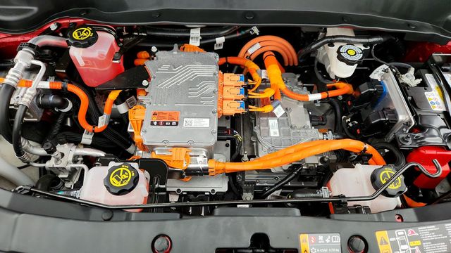 2023 Chevrolet Bolt EUV 4dr Premier - 22954573 - 26