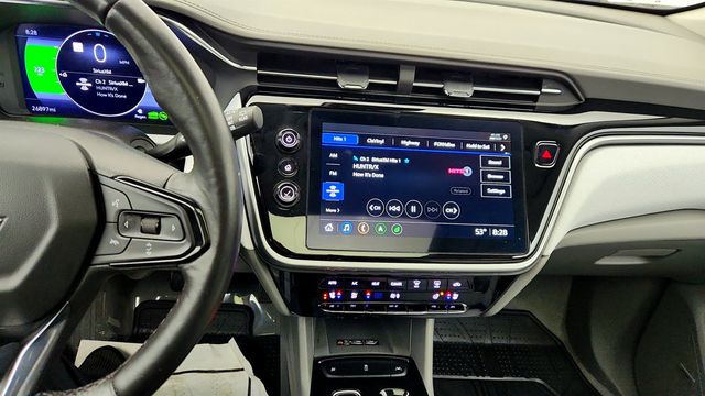 2023 Chevrolet Bolt EUV 4dr Premier with Sunroof, Bose Audio & Navigation - 23005613 - 17