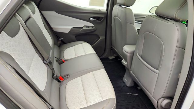 2023 Chevrolet Bolt EUV 4dr Premier with Sunroof, Bose Audio & Navigation - 23005613 - 25