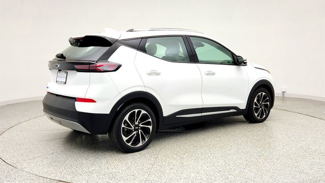 2023 Chevrolet Bolt EUV 4dr Premier with Sunroof, Bose Audio & Navigation - 23005613 - 4