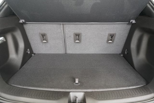 2023 Chevrolet Bolt EUV FWD 4dr LT - 22949407 - 22