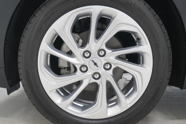 2023 Chevrolet Bolt EUV FWD 4dr LT - 22949407 - 23