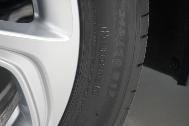 2023 Chevrolet Bolt EUV FWD 4dr LT - 22949407 - 24