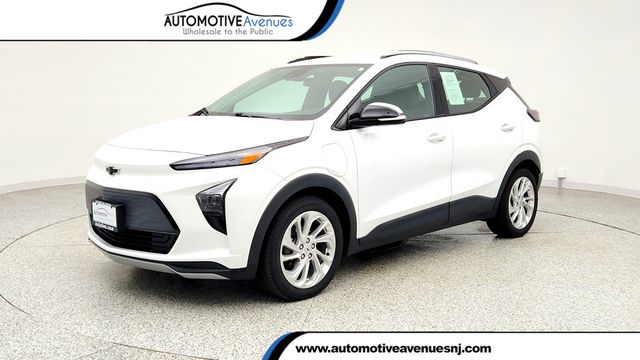 2023 Chevrolet Bolt EUV FWD 4dr LT - 23009562 - 0