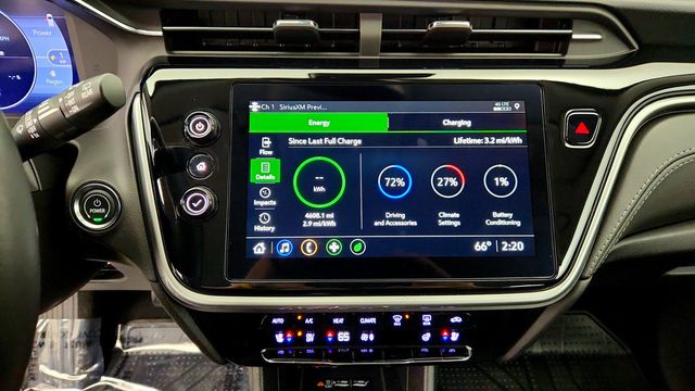 2023 Chevrolet Bolt EUV FWD 4dr LT w/ Redline Package & Leather Seats - 23086630 - 17