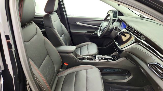 2023 Chevrolet Bolt EUV FWD 4dr LT w/ Redline Package & Leather Seats - 23086630 - 22