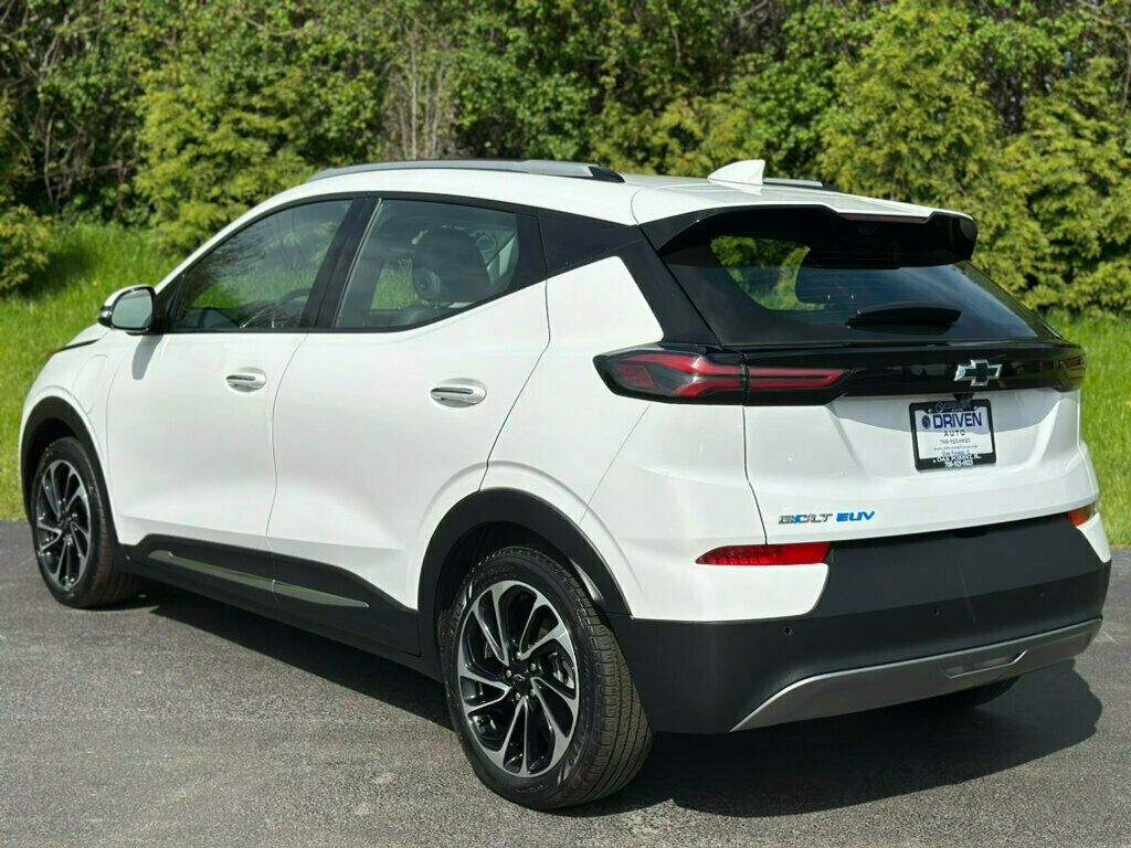 2023 Chevrolet Bolt EUV Premier photo 4