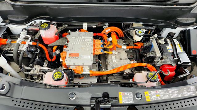 2023 Chevrolet Bolt EUV FWD 4dr Premier - 23005613 - 29