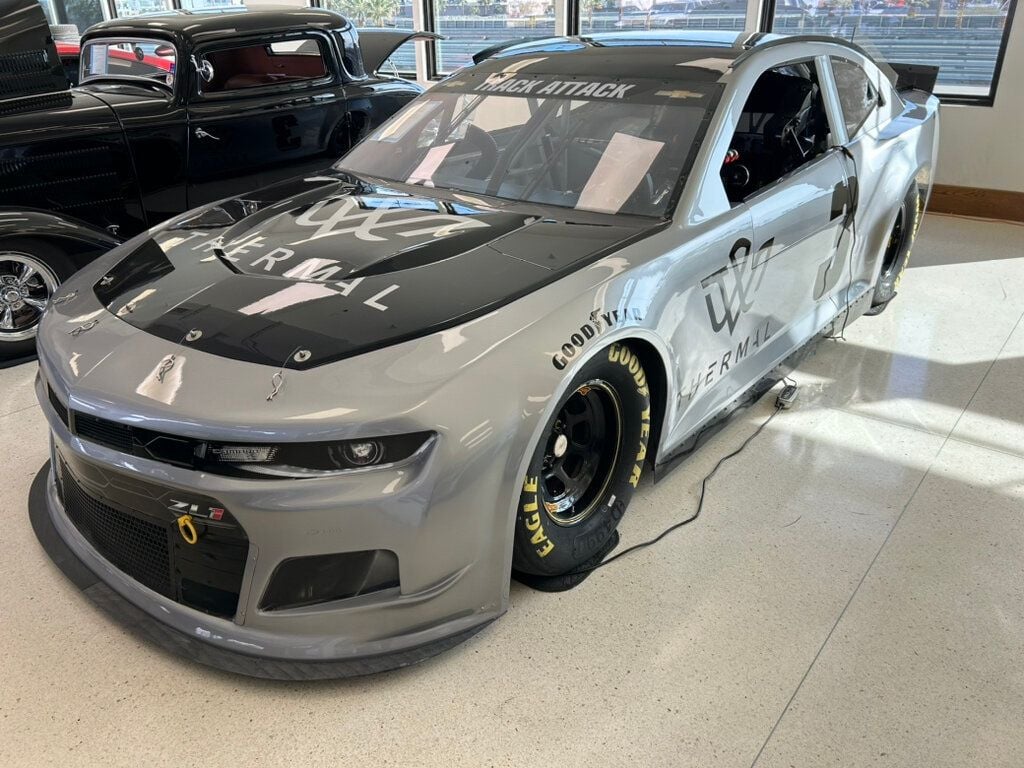 2023 Chevrolet Camaro  - 22764348 - 0