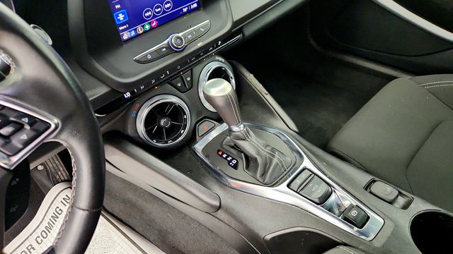 2023 Chevrolet Camaro 2dr Convertible 1LT w/ RS Package & 20'' Wheels - 23013787 - 15