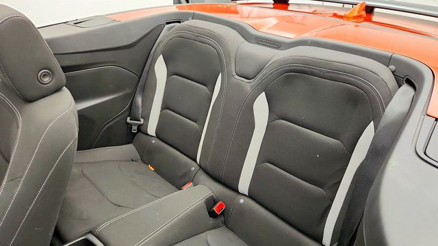 2023 Chevrolet Camaro 2dr Convertible 1LT w/ RS Package & 20'' Wheels - 23013787 - 20