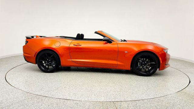 2023 Chevrolet Camaro 2dr Convertible 1LT w/ RS Package & 20'' Wheels - 23013787 - 3