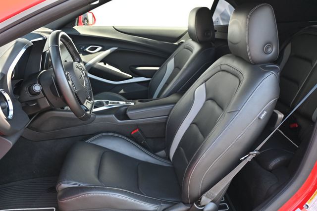 2023 Chevrolet Camaro 2dr Convertible 2LT - 22897345 - 14