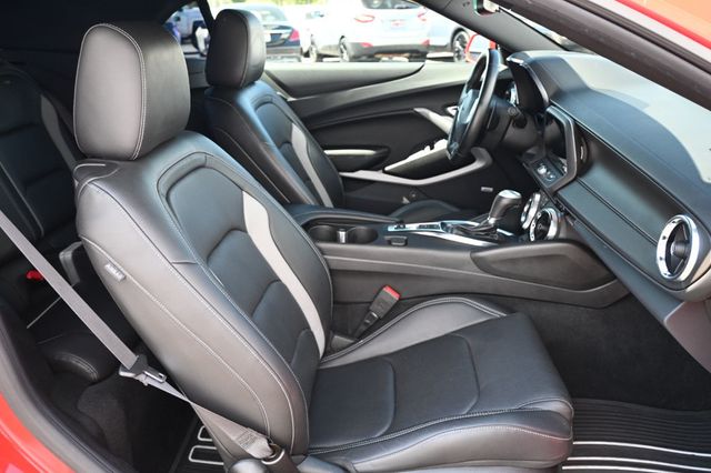 2023 Chevrolet Camaro 2dr Convertible 2LT - 22897345 - 16