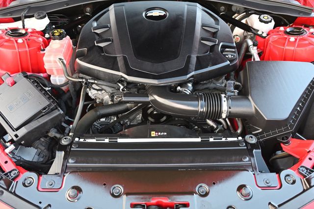 2023 Chevrolet Camaro 2dr Convertible 2LT - 22897345 - 17