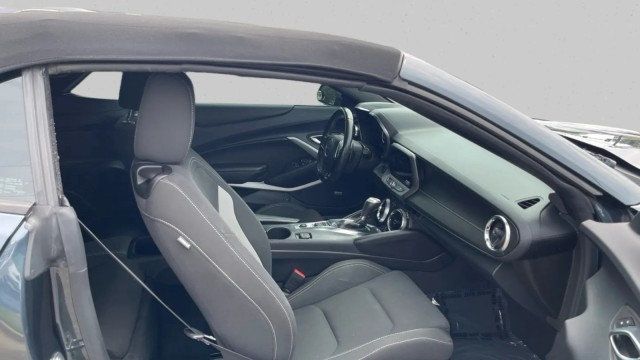 2023 Chevrolet Camaro 2dr Convertible LT1 - 23030886 - 14