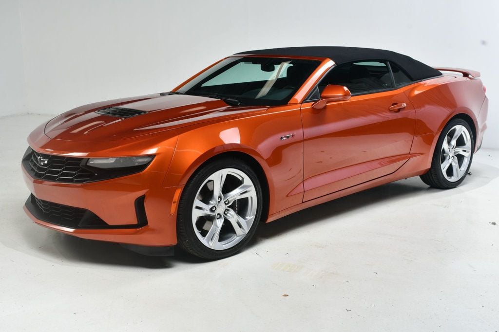 2023 Chevrolet Camaro LT1 photo 2