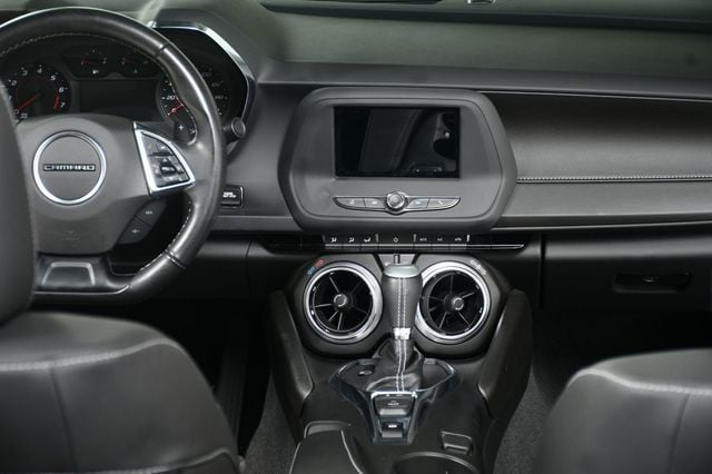 2023 Chevrolet Camaro 2dr Convertible LT1 - 22920569 - 4