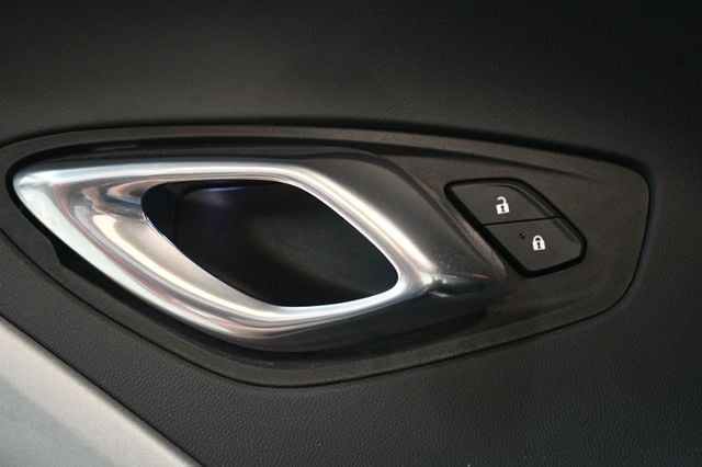 2023 Chevrolet Camaro 2dr Convertible LT1 - 22920569 - 72