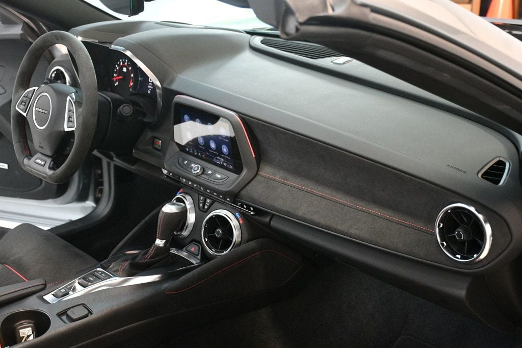 2023 Chevrolet Camaro ZL1 photo 31