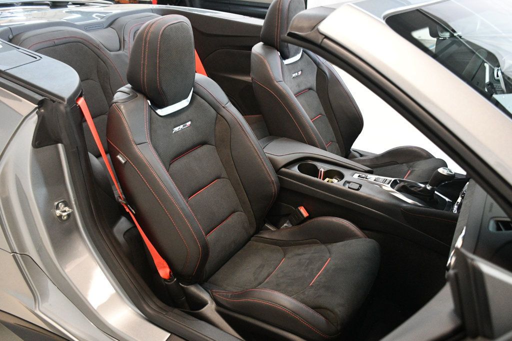2023 Chevrolet Camaro ZL1 photo 35