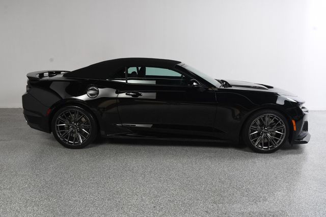 2023 Chevrolet Camaro 2dr Convertible ZL1 - 23047378 - 9