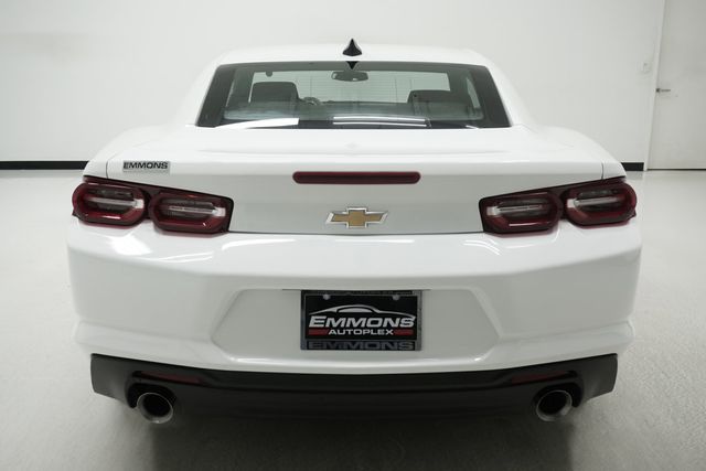 2023 Chevrolet Camaro 2dr Coupe 1LT - 23023634 - 4