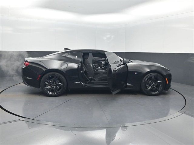 2023 Chevrolet Camaro 2dr Coupe 1LT - 22941298 - 31