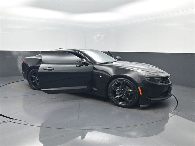2023 Chevrolet Camaro 2dr Coupe 1LT - 22941298 - 32