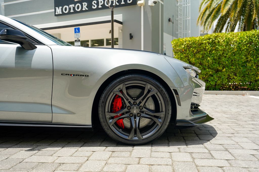 2023 Chevrolet Camaro 2dr Coupe 1SS - 23042681 - 33