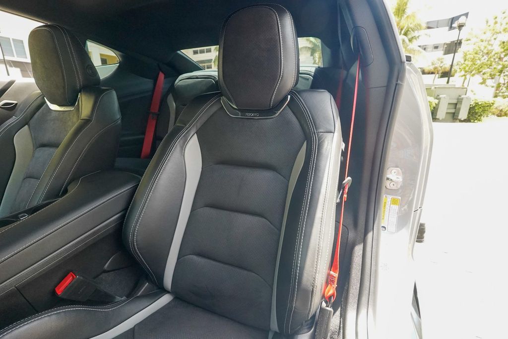2023 Chevrolet Camaro 2dr Coupe 1SS - 23042681 - 58
