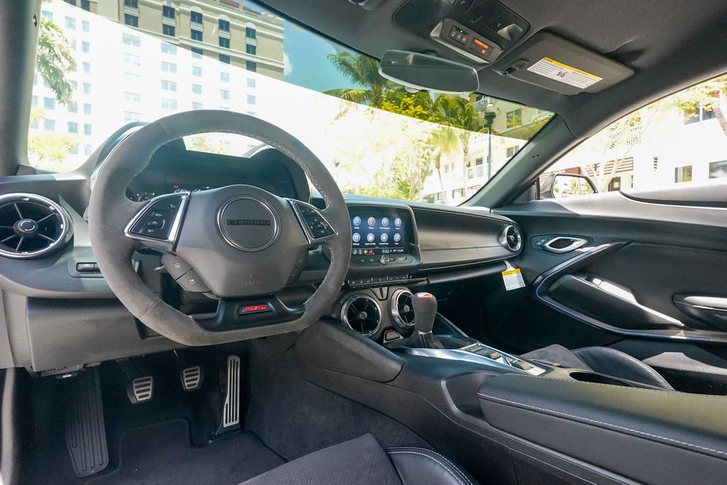 2023 Chevrolet Camaro 2dr Coupe 1SS - 23042681 - 61