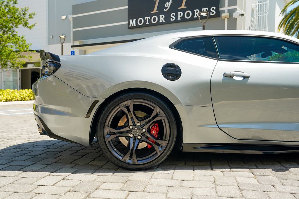 2023 Chevrolet Camaro 2dr Coupe 2SS - 23016596 - 30