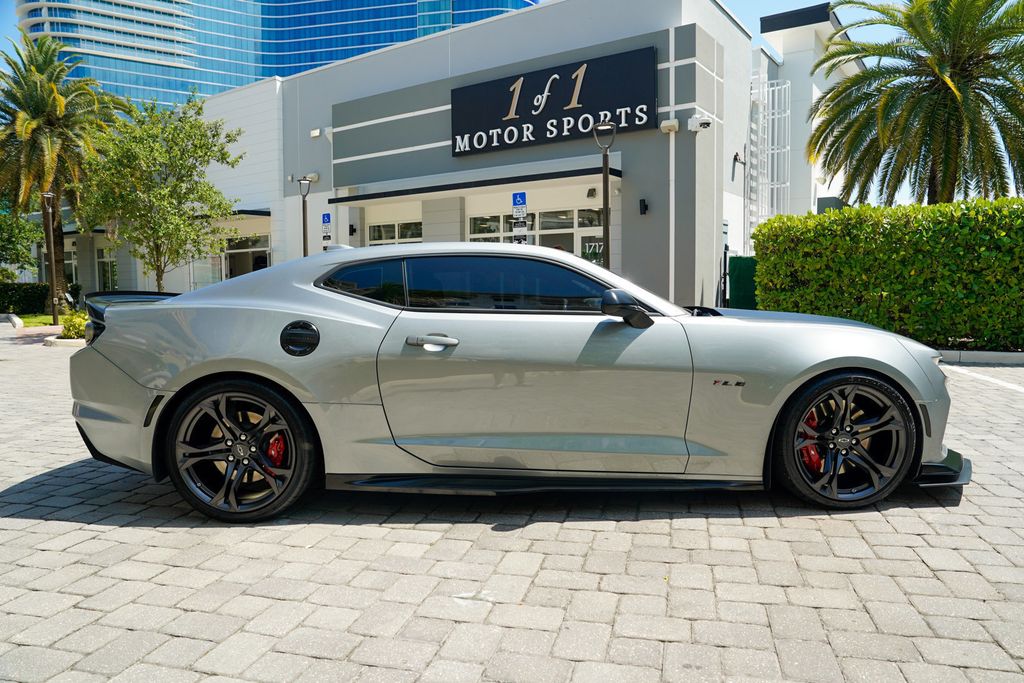 2023 Chevrolet Camaro 2dr Coupe 2SS - 23016596 - 32