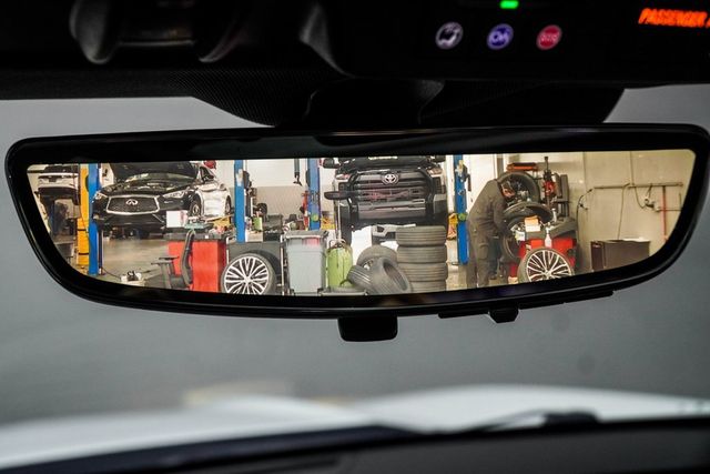 2023 Chevrolet Camaro 2dr Coupe 3LT - 22939429 - 25