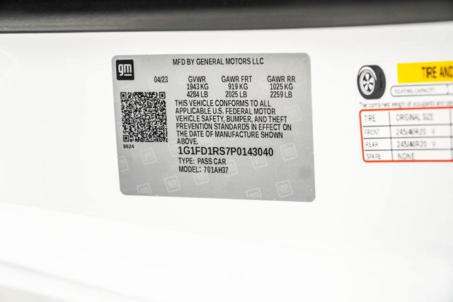 2023 Chevrolet Camaro 2dr Coupe 3LT - 22939429 - 37