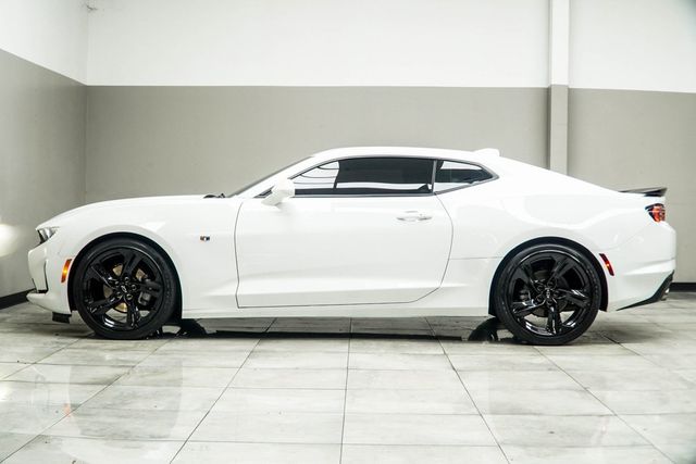 2023 Chevrolet Camaro 2dr Coupe 3LT - 22939429 - 8