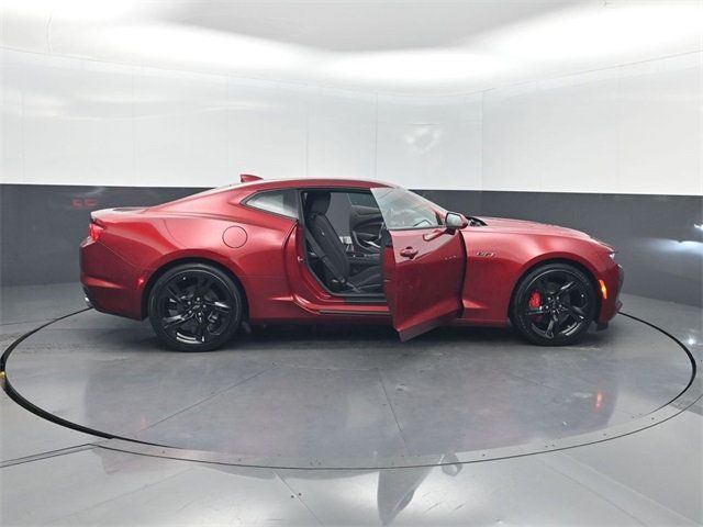 2023 Chevrolet Camaro 2dr Coupe LT1 - 22949635 - 39