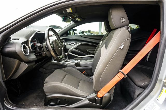 2023 Chevrolet Camaro 2dr Coupe LT1 - 22987655 - 34