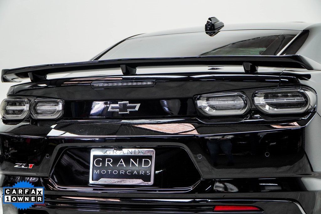 2023 Chevrolet Camaro ZL1 photo 13