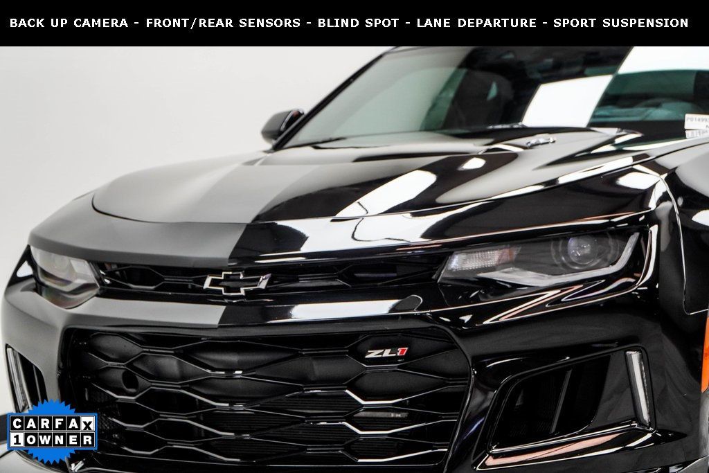 2023 Chevrolet Camaro ZL1 photo 2