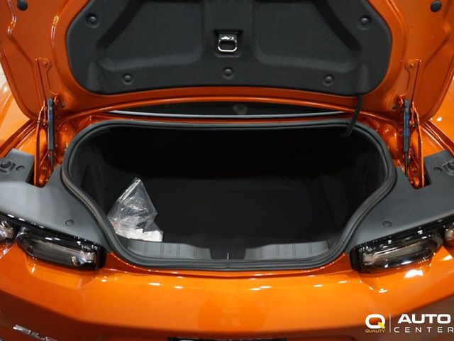 2023 Chevrolet Camaro 2dr Coupe ZL1 - 22983727 - 38