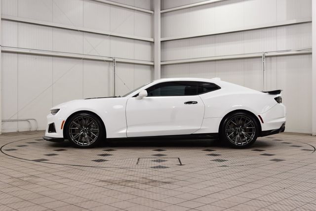 2023 Chevrolet Camaro 2dr Coupe ZL1 - 23082323 - 3