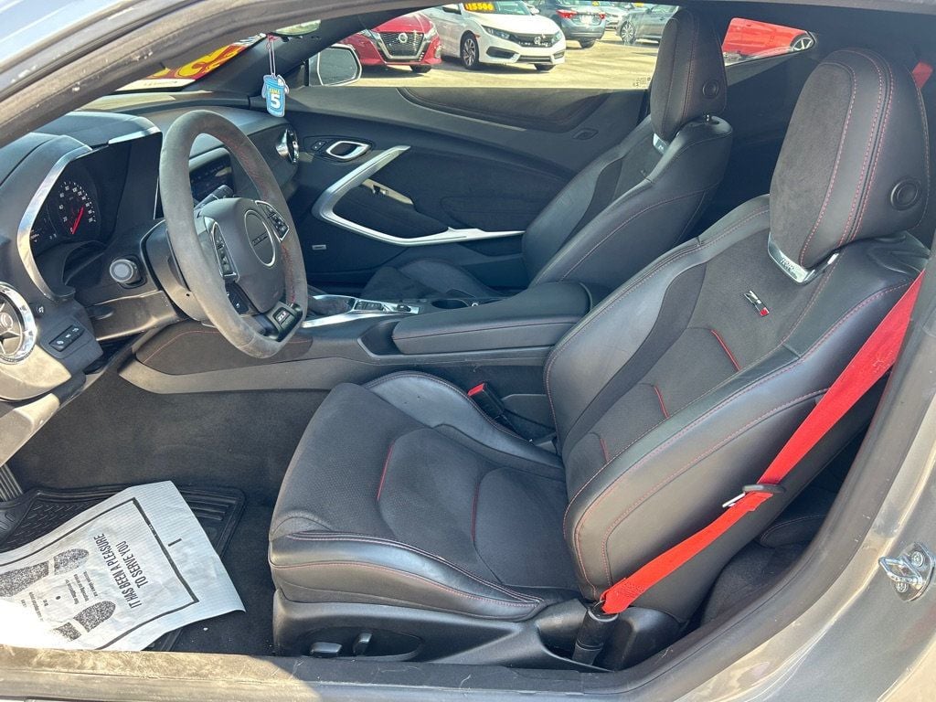 2023 Chevrolet Camaro ZL1 photo 8