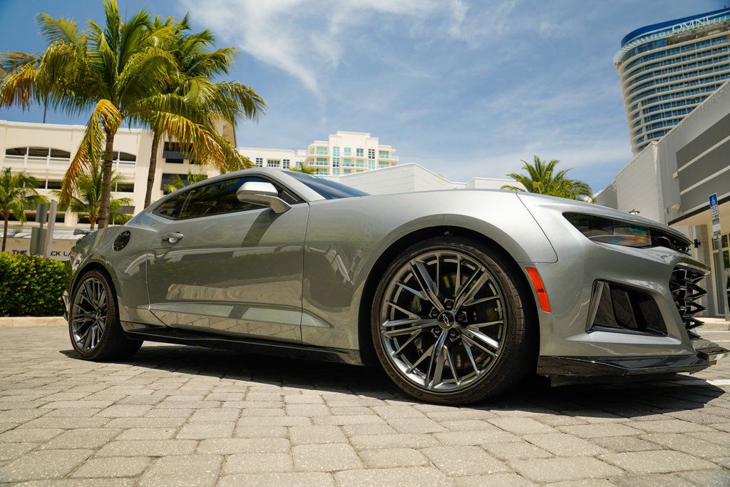 2023 Chevrolet Camaro Coupe ZL1 photo 12